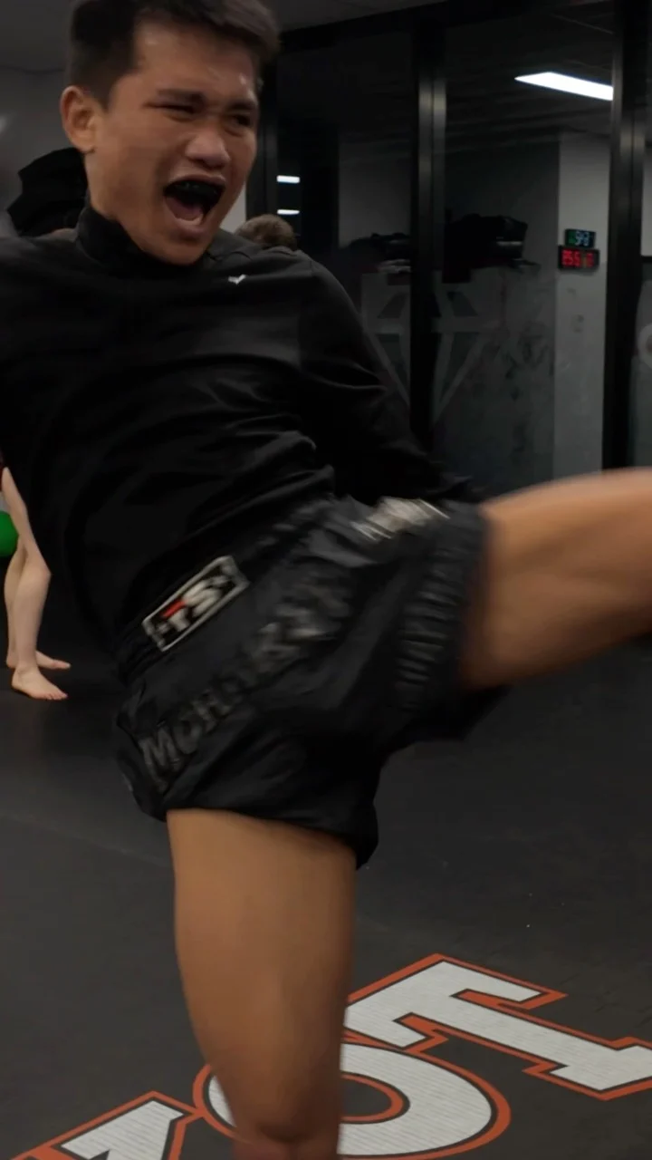 Instagram post from morakotmuaythaigym. This post is in position 0.